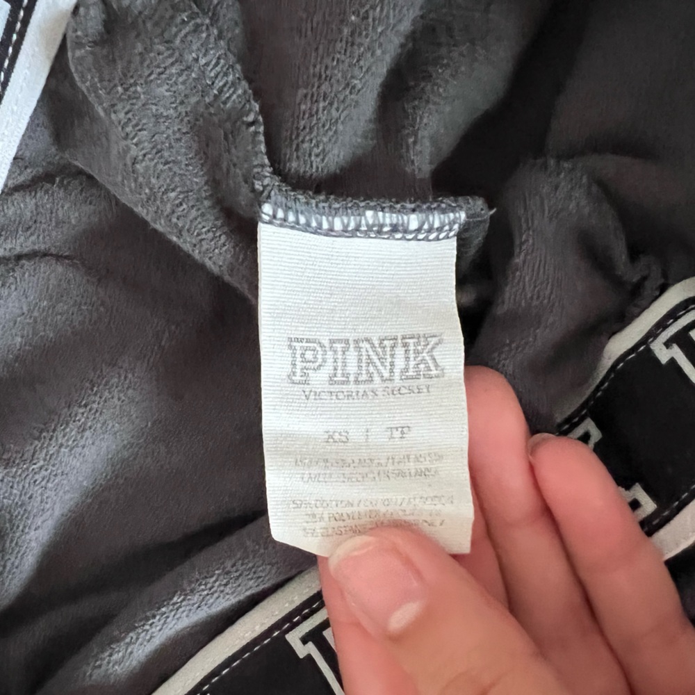 Pink Sweats - Picture 2 of 2